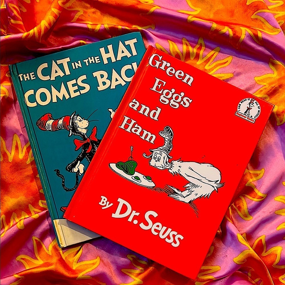 Dr. Seuss Bookβ Set| The Cat in the Hat Comes Back & Green Eggs and Ham
